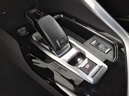 Photo 33 Peugeot 5008 Gén. II Ph2 NG Allure Pack 5