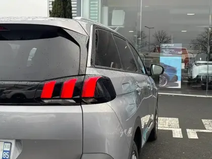 Photo 16 Peugeot 5008  BlueHDi 130ch S&S EAT8