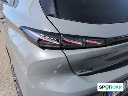 Photo 16 Peugeot 308  Hybrid 145 e-DCS6