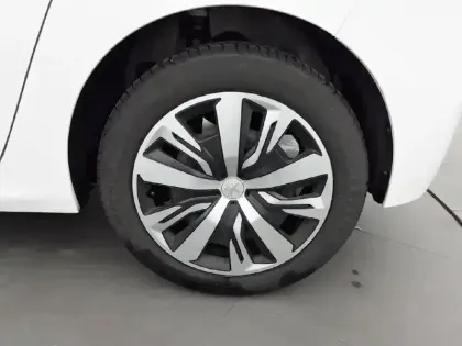 Photo 12 Peugeot 208  PureTech 75 S&S BVM5