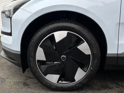 Photo 5 Volvo Ex30  Single Extended Range 272 ch 1EDT