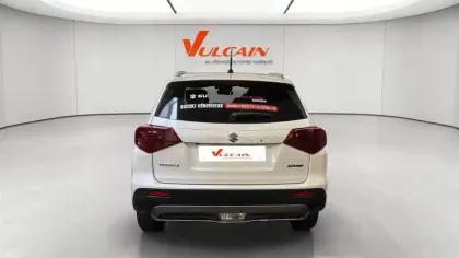 Photo 29 Suzuki Vitara  1.4 Boosterjet Hybrid Auto