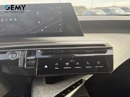 Photo 11 Peugeot 3008  Electrique 210 ch 73 kWh