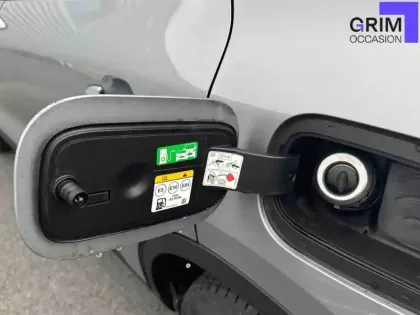 Photo 19 Ford Kuga  2.5 Duratec 190 ch FlexiFuel FHEV E85 Powershift