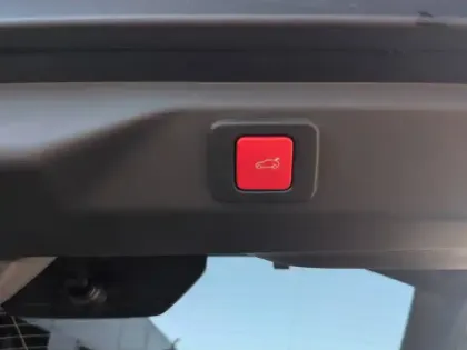 Photo 54 Peugeot 3008  Hybrid 145 e-DCS6