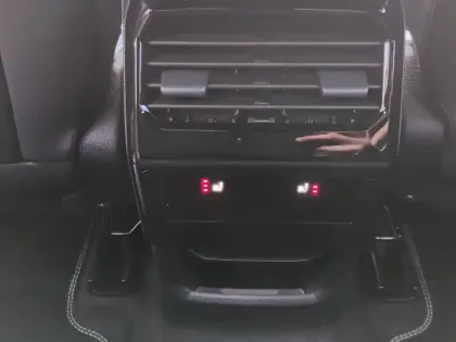 Photo 5 Peugeot 3008 Gén. III Ph1 GT Exclusive 5