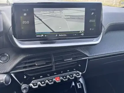 Photo 18 Peugeot 208  BlueHDi 100 S&S BVM6