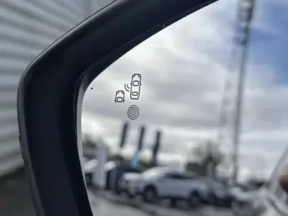 Photo 21 Peugeot 208  BlueHDi 100 S&S BVM6