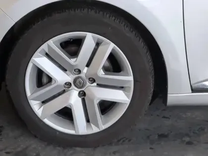 Photo 16 Renault Clio  Blue dCi 100 - 21N