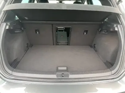 Photo 72 Volkswagen Golf  2.0 TSI 310 DSG7 4Motion