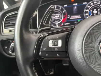 Photo 132 Volkswagen Golf  2.0 TSI 310 DSG7 4Motion