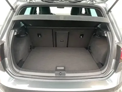 Photo 70 Volkswagen Golf  2.0 TSI 310 DSG7 4Motion