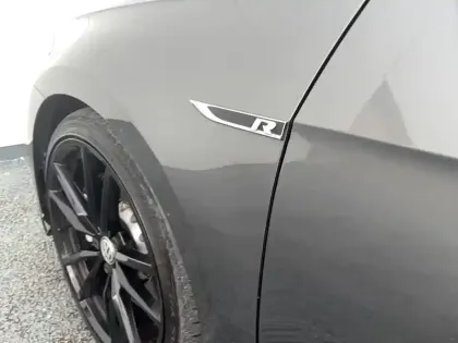 Photo 97 Volkswagen Golf  2.0 TSI 310 DSG7 4Motion