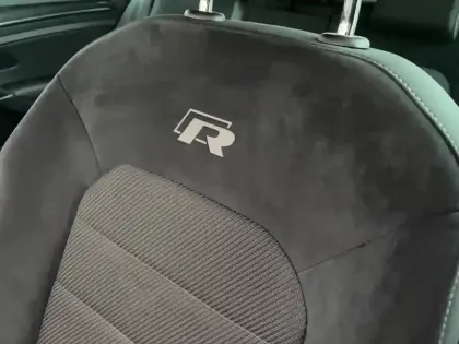 Photo 47 Volkswagen Golf  2.0 TSI 310 DSG7 4Motion