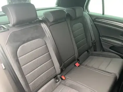 Photo 114 Volkswagen Golf  2.0 TSI 310 DSG7 4Motion