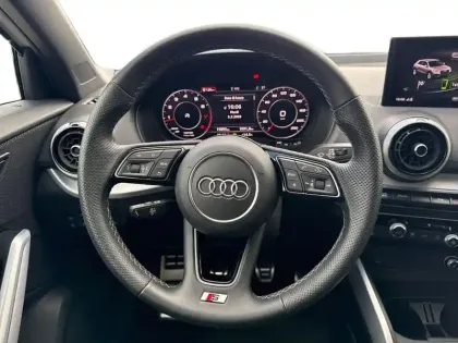 Photo 15 Audi Q2  35 TFSI 150 BVM6