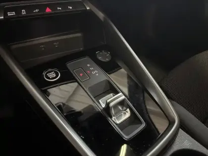 Photo 13 Audi A3  Sportback 40 TFSIe 204 S tronic 6