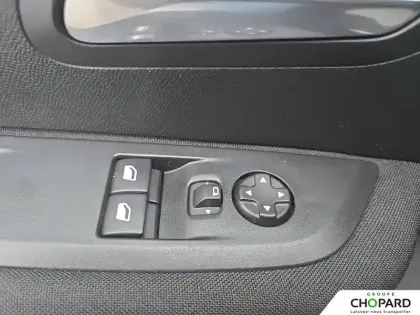 Photo 23 Peugeot 208  PureTech 75 S&S BVM5