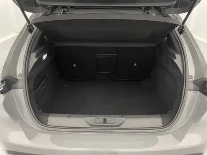 Photo 80 Peugeot 308  Hybrid 145 e-DCS6