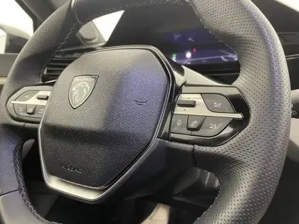 Photo 30 Peugeot 308  Hybrid 136 e-DCS6