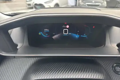 Photo 16 Peugeot 2008  PureTech 130 S&S BVM6