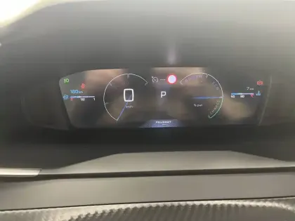 Photo 22 Peugeot 208  Hybrid 110 e-DCS6