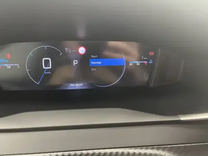 Photo 71 Peugeot 208  Hybrid 110 e-DCS6