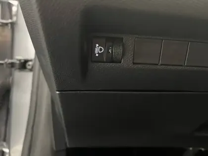 Photo 100 Peugeot 208  Hybrid 110 e-DCS6