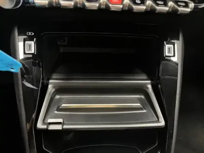 Photo 63 Peugeot 208  Hybrid 110 e-DCS6