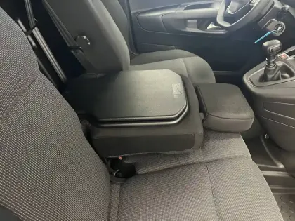 Photo 47 Peugeot Partner  FOURGON M 650 KG BLUEHDI 100 S&S BVM6