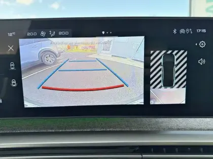 Photo 18 Peugeot 3008  Hybrid 136 e-DCS6