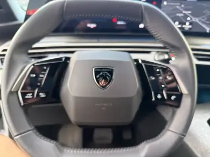 Photo 23 Peugeot 3008  Hybrid 136 e-DCS6