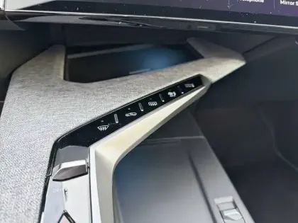 Photo 14 Peugeot 3008  Hybrid 136 e-DCS6