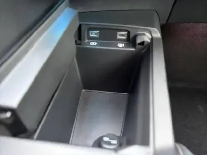 Photo 20 Peugeot 3008  Hybrid 136 e-DCS6