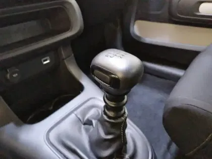 Photo 43 Citroën C3 Gén. III Ph2 NG PLUS 5