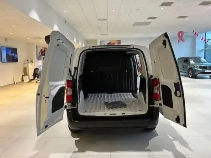 Photo 58 Opel Combo  CARGO M CHARGE UTILE MAJOREE DIESEL 100 CH MANUELLE