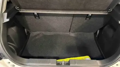 Photo 7 Suzuki Swift  1.2 Dualjet Hybrid