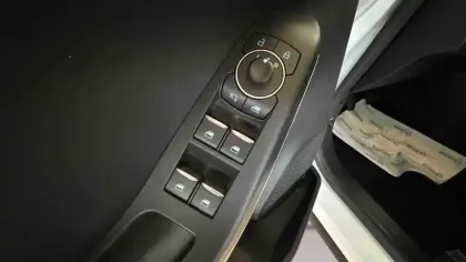 Photo 11 Ford Puma  1.0 Flexifuel 125 ch mHEV S&S BVM6