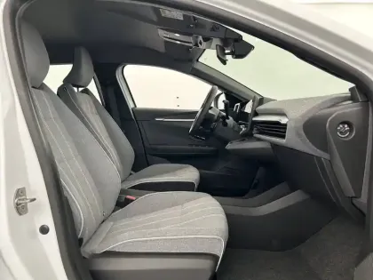 Photo 13 Renault Megane  E-Tech 130 ch autonomie confort GSR2