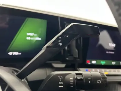 Photo 12 Renault Megane  E-Tech 130 ch autonomie confort GSR2