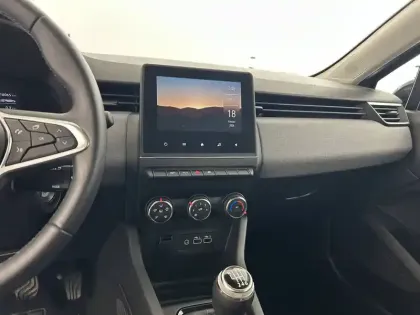 Photo 11 Renault Clio  TCe 90