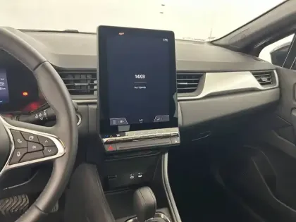 Photo 43 Renault Captur  E-Tech full hybrid 145 ch