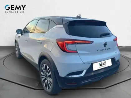 Photo 6 Renault Captur  E-Tech Plug-in 160