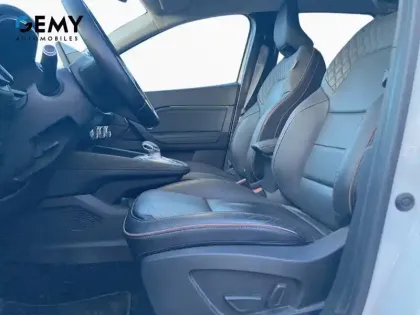 Photo 8 Renault Captur  E-Tech Plug-in 160