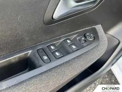 Photo 38 Peugeot 208 Gén. II Ph1 NG Style 5