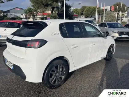 Photo 14 Peugeot 208  PureTech 75 S&S BVM5