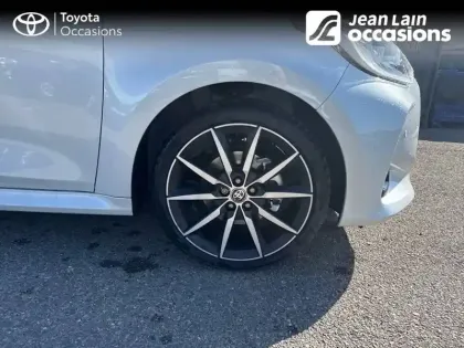 Photo 8 Toyota Yaris  Hybride 130h
