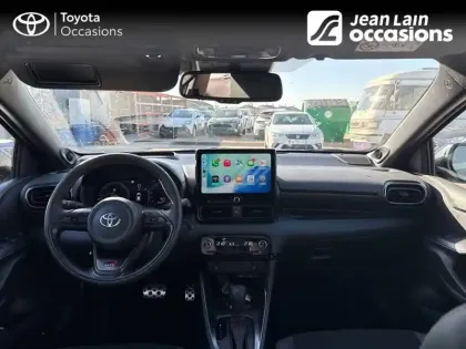 Photo 17 Toyota Yaris  Hybride 130h