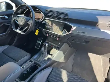 Photo 8 Audi Q3  Sportback 35 TDI 150 ch S tronic 7