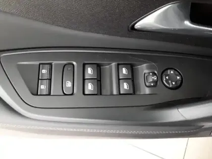 Photo 40 Peugeot 308 Gén. III Ph1 Allure 5